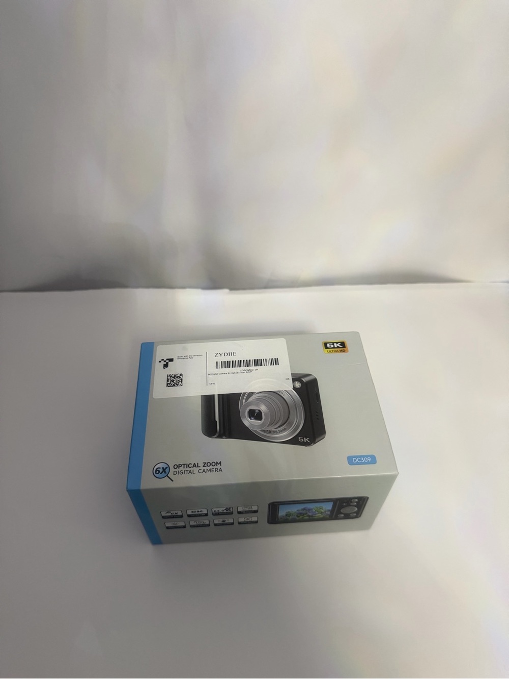 Compact 5K Digital Camera with 6X Optical Zoom - Black